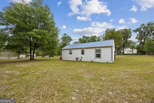 105 Mizell Gibson St, Folkston, GA 31537 - Photo 17