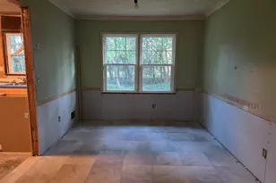 5398 Rockbridge Rd, Stone Mountain, GA 30088 - Photo 3