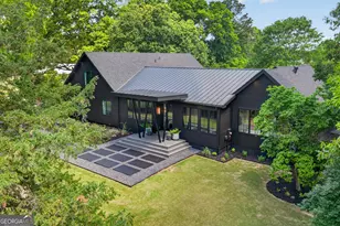 1027 Fischer Rd, Sharpsburg, GA 30277 - Photo 13