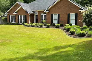 114 Wellington Dr, Lagrange, GA 30241 - Photo 3