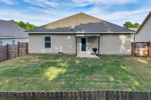 137 Red Tail Cir, Byron, GA 31008 - Photo 33