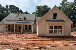 105 Carlan Rd, Commerce, GA 30530 - Photo 1