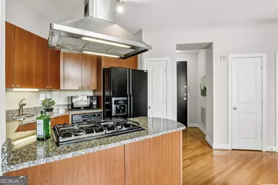2626 Peachtree Road NW #606, Atlanta, GA 30305 - Photo 9