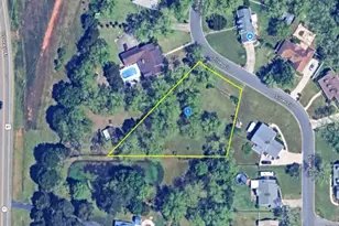 218 Silver Cir, Warner Robins, GA 31093 - Photo 1