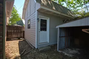 360 Pinkney St, Winder, GA 30680 - Photo 25