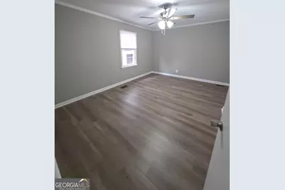 360 Pinkney Street, Winder, GA 30680 - Photo 7