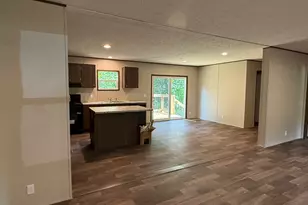 166 Evergreen Dr, Carrollton, GA 30117 - Photo 9