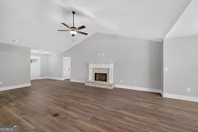 1714 Highway 82 #2, Winder, GA 30680 - Photo 9