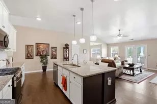2996 Cove View Ct, Dacula, GA 30019 - Photo 7