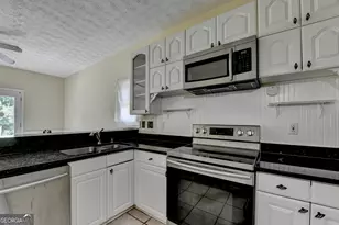 2330 Cape Courage Way, Suwanee, GA 30024 - Photo 23