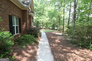 450 Deer Creek Dr, Forsyth, GA 31029 - Photo 3