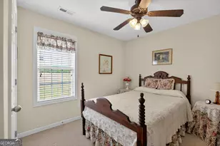 38 Bedford Park Dr, Newnan, GA 30263 - Photo 17