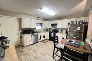 438 Tallulah Trail, Warner Robins, GA 31088 - Photo 3