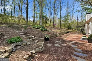 4304 Lindsey Way NE, Roswell, GA 30075 - Photo 23