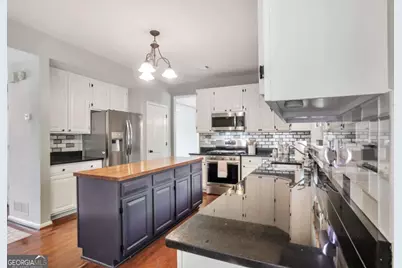 6880 Shadow Ridge Lane, Stone Mountain, GA 30087 - Photo 7