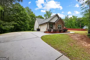 32 Brooks Lake Dr, Newnan, GA 30263 - Photo 71