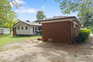 4508 Dicks Hill Pkwy, Mount Airy, GA 30563 - Photo 11