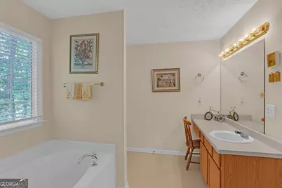 237 Clearwater Drive, Monroe, GA 30655 - Photo 9