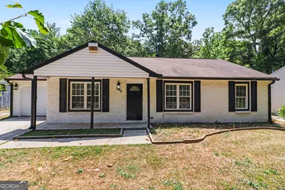 627 Towngate Boulevard, Jonesboro, GA 30238 - Photo 1