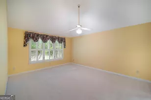 55 Beaubrook Ln, Sharpsburg, GA 30277 - Photo 7