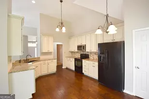 208 Turnbridge Cir, Peachtree City, GA 30269 - Photo 21