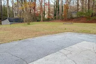 1398 Branchwood Dr, Snellville, GA 30078 - Photo 13