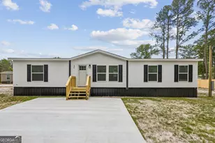 206 Elm St, Folkston, GA 31537 - Photo 3