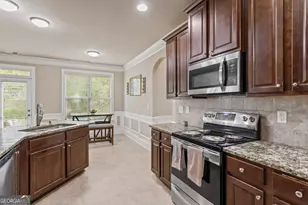 4637 Treasure Ct, Forest Park, GA 30297 - Photo 15