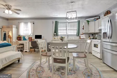 53 Lynn Circle, Newnan, GA 30263 - Photo 9
