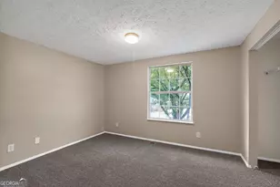 2075 Countydown Ln, Stone Mountain, GA 30088 - Photo 7