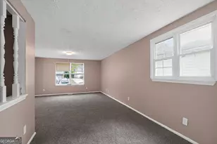 2075 Countydown Ln, Stone Mountain, GA 30088 - Photo 19