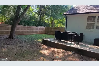 7120 Rockbridge Road, Stone Mountain, GA 30087 - Photo 17