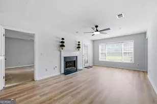 812 Vinings Forest Ln SE, Smyrna, GA 30080 - Photo 13