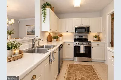 812 Vinings Forest Lane SE, Smyrna, GA 30080 - Photo 5