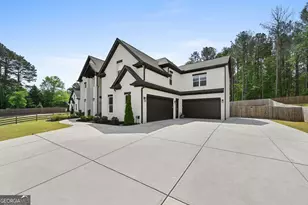 2694 Thompson Mill Rd, Buford, GA 30519 - Photo 7