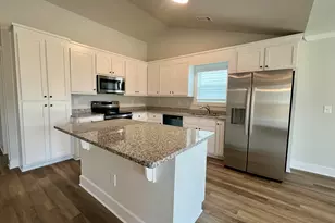 212 Champions Ln, Winder, GA 30680 - Photo 5