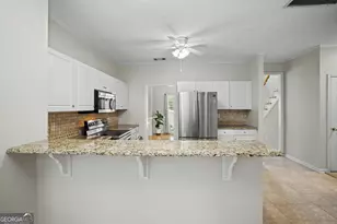 165 Blackjack Ct, Fayetteville, GA 30215 - Photo 9