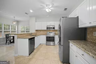 165 Blackjack Ct, Fayetteville, GA 30215 - Photo 7