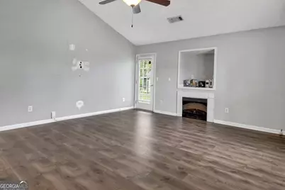 572 Clydes Way, Jackson, GA 30233 - Photo 3