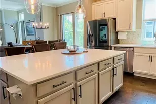 423 Hargrove Ln, Decatur, GA 30030 - Photo 9