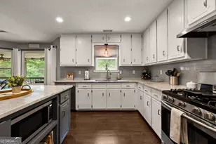 248 River Park Dr, Newnan, GA 30265 - Photo 9