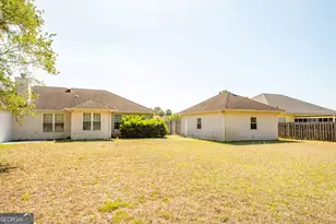 218 Edge Water Dr, Brunswick, GA 31525 - Photo 9