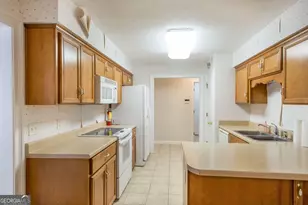 218 Edge Water Dr, Brunswick, GA 31525 - Photo 19
