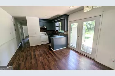 205 Debra Drive, Warner Robins, GA 31088 - Photo 5