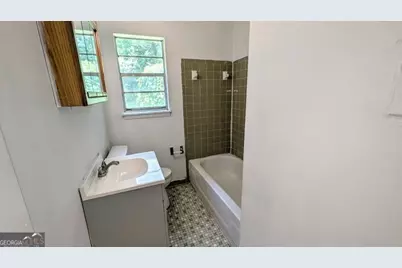 205 Debra Drive, Warner Robins, GA 31088 - Photo 9