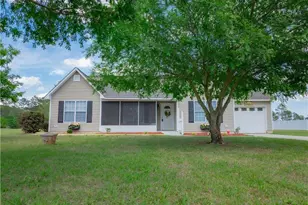 6663 Pine Ridge Cir, Blackshear, GA 31516 - Photo 3