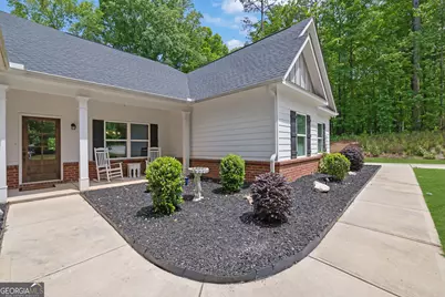 125 Hawthorn Lane, Covington, GA 30014 - Photo 3