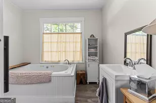 403 S Main St, Greensboro, GA 30642 - Photo 27