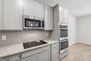136 Post Oak Dr, Jackson, GA 30233 - Photo 9