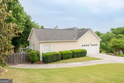 558 Savannah Rose Way, Lawrenceville, GA 30045 - Photo 3